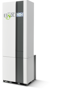 E3/DC Hauskraftwerk 10 Compact mit 10 kWh Lithium-Eisenphosphat-Speicher und integrierter Not- und Ersatzstromfunktion in weißem Gehäuse.